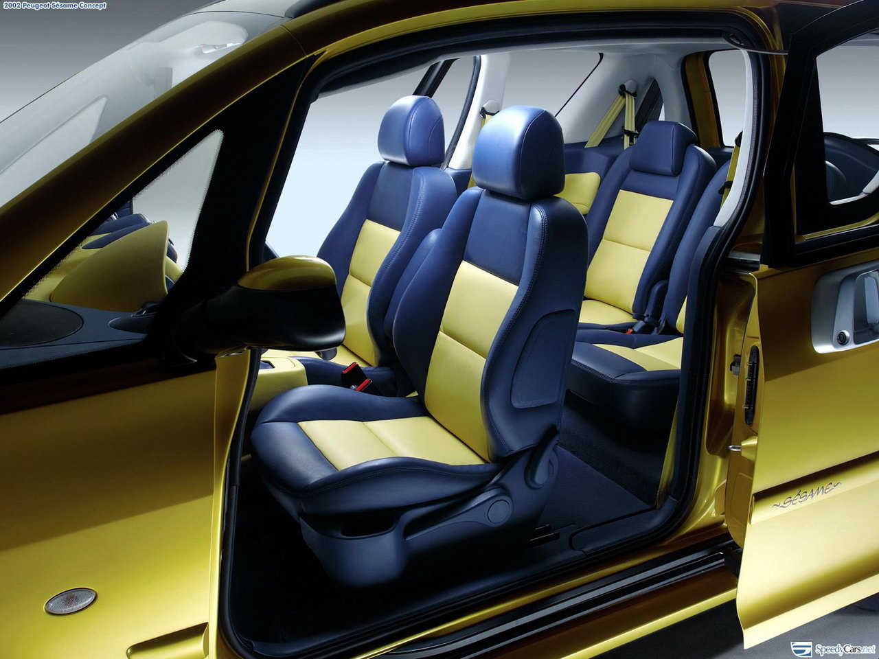 Peugeot Sesame Concept 2002 - 006.jpg